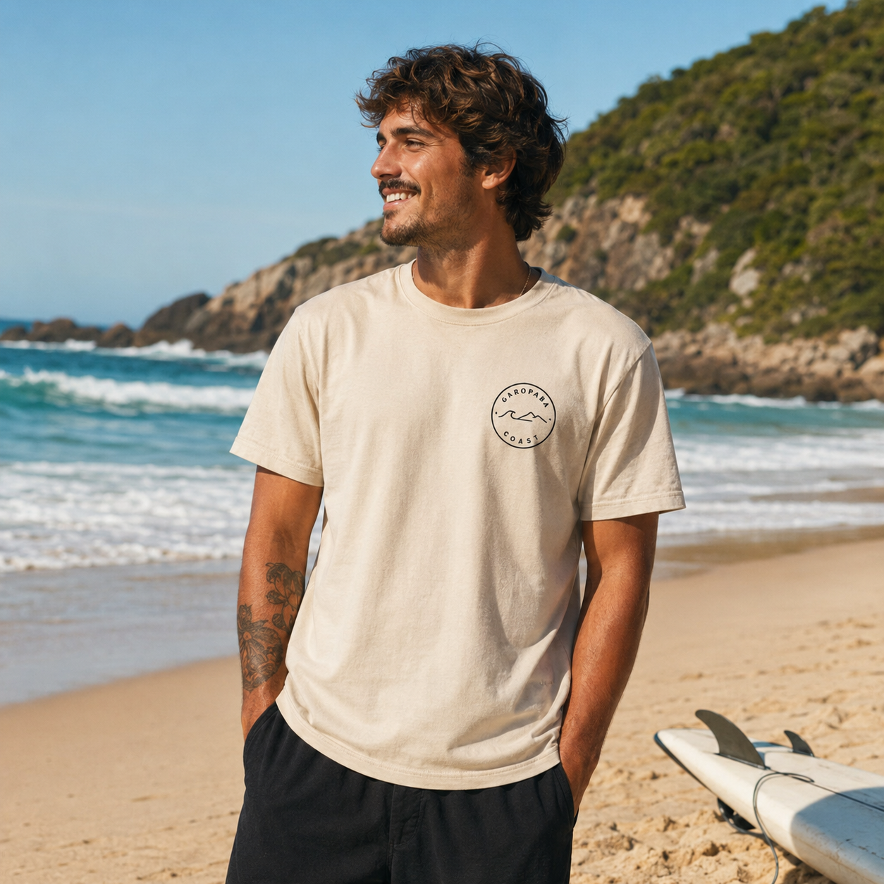 Camiseta Oversized Garopaba Coast – Praia da Silveira | Off White/ Bage